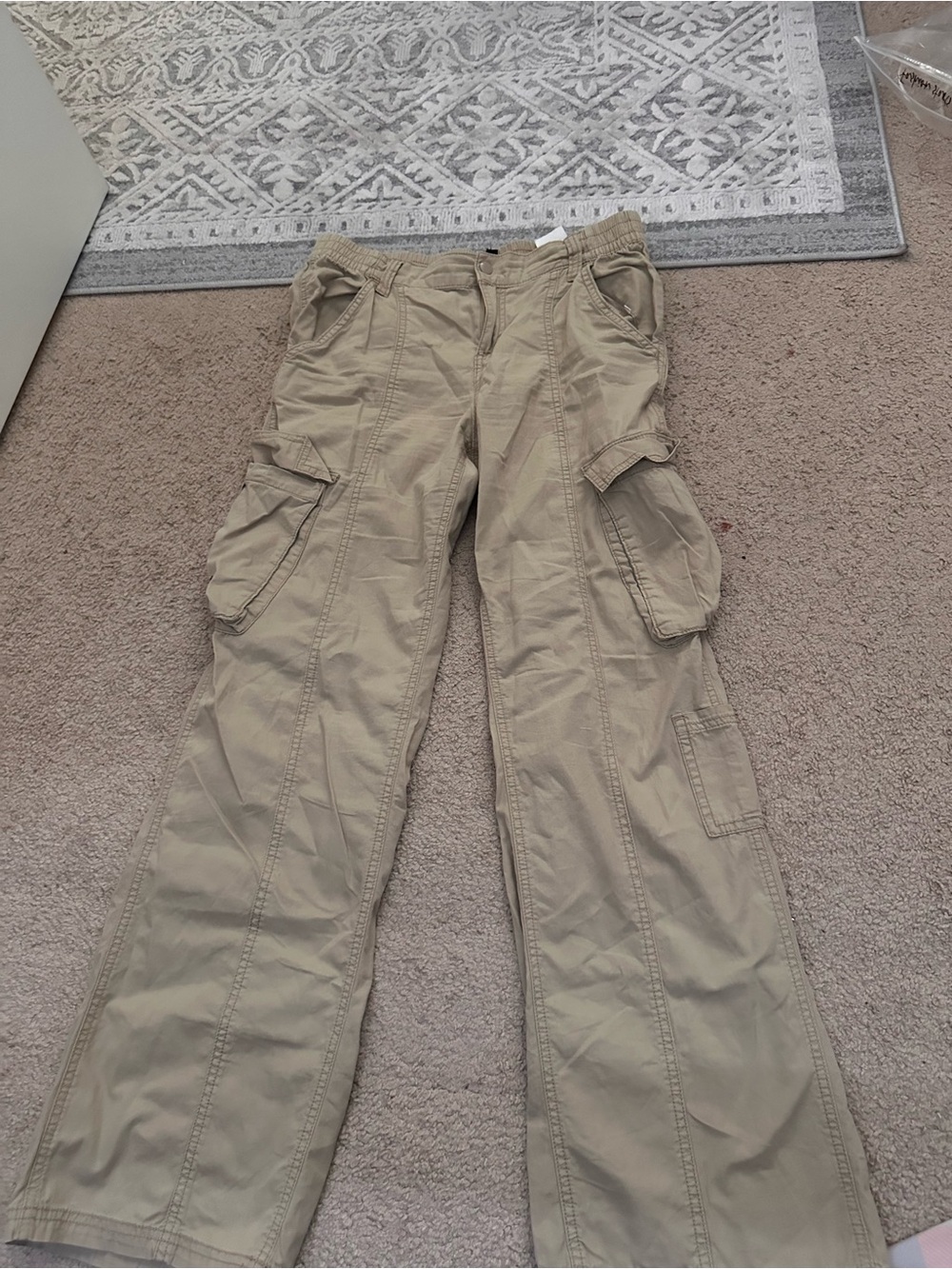 Divided Women's Tan Cargo Pants with Multiple Pockets
